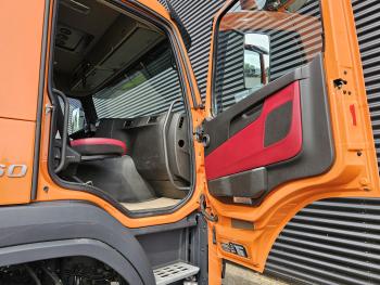 FMX 460 8x4-4 / HIAB Z CRANE + HOOKLIFT